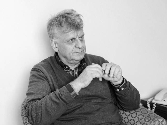 Ο συγγραφέας Βρασίδας Καραλής